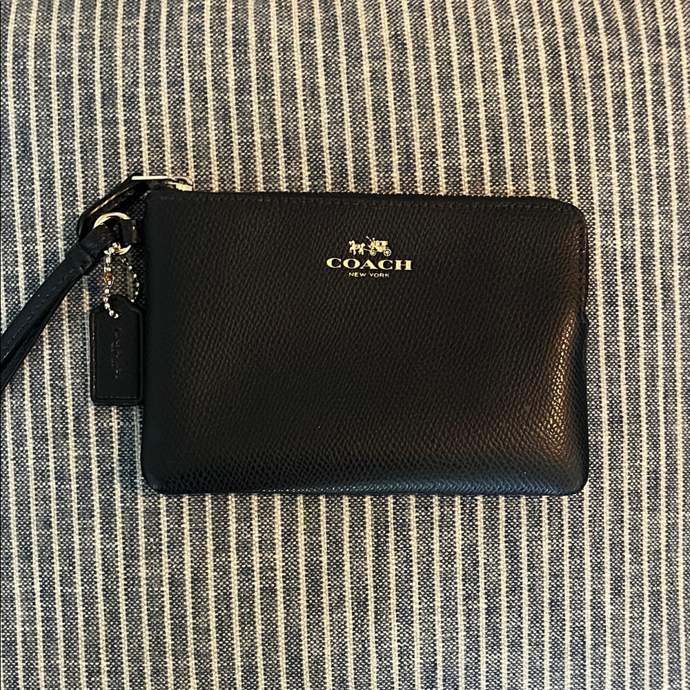 Coach Navy Blue Pebbled Leather Wristlet with Gold Hardware